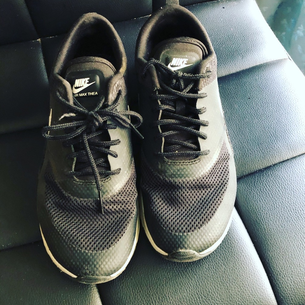 Nike AirMax size 7